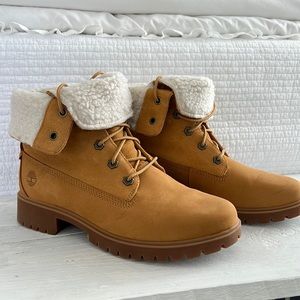 TIMBERLAND Women’s boots